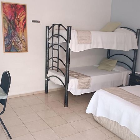 Casa De Ana - Habitacion Privada Cancún Buitenkant foto