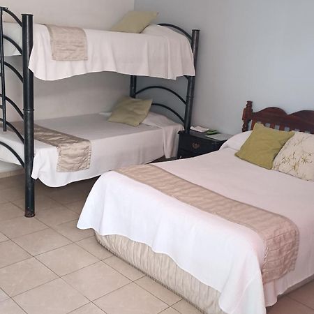 Casa De Ana - Habitacion Privada Cancún Buitenkant foto